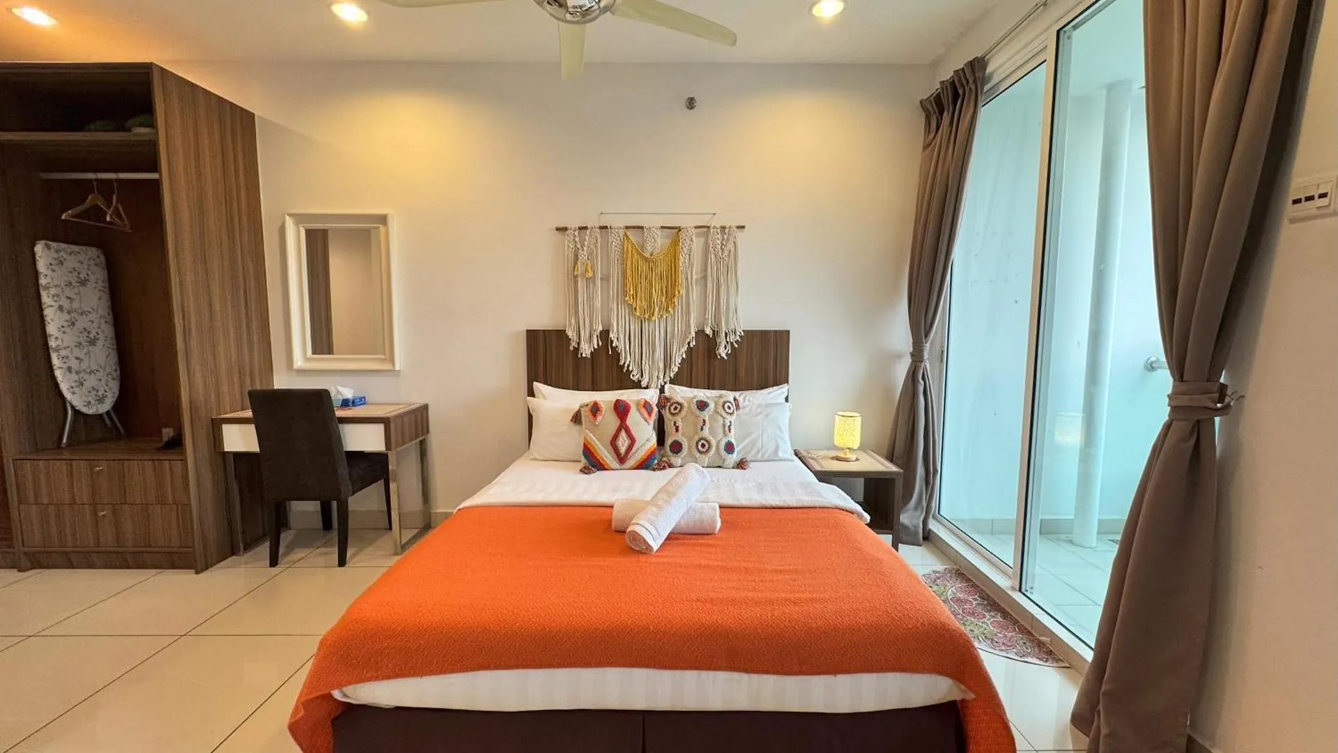 Georgetown Mansion One Apartment By Jere Penang Gleneagles Gurney