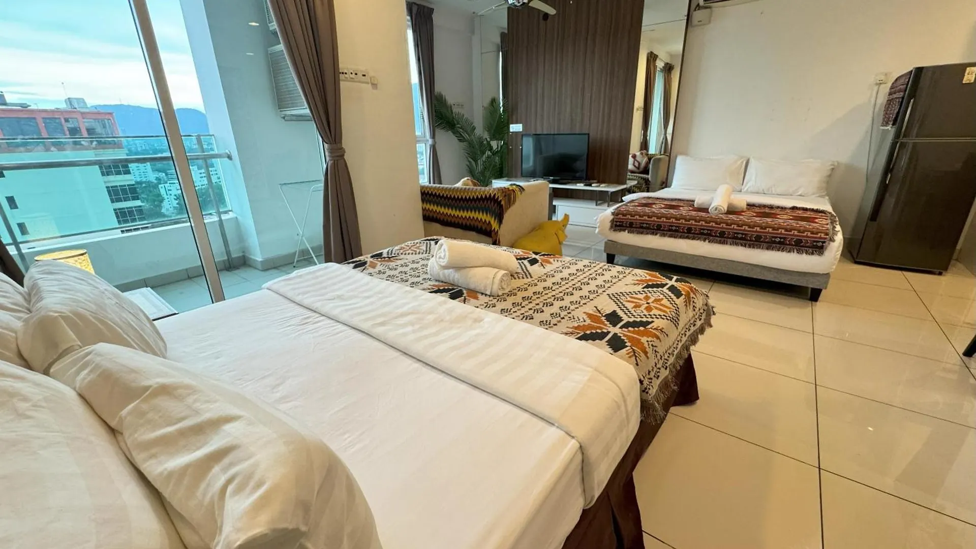 Georgetown Mansion One Apartment By Jere Penang Gleneagles Gurney 0*, George Town Malaysia
